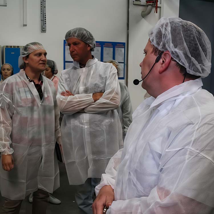 Posjet tvornici slučaj